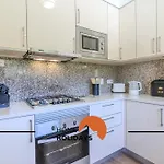Διαμέρισμα #323 Marina Pool & Views *